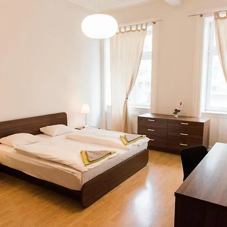 Lion Apartments In Historical Center, Bratislava Old Town Exterior photo