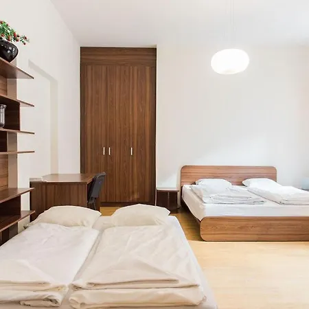 Lion Apartments In Historical Center, Bratislava Old Town Exterior photo